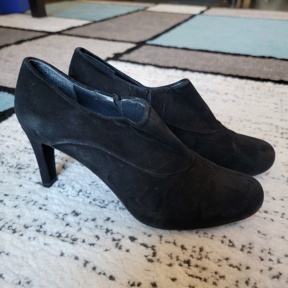 Stuart Weitzman Black Suede Ankle Boots - Size 6.5